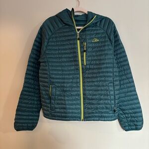 L.L. Bean 850 down filled Teal Puffer Jacket with Lime Accents